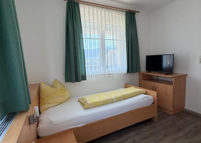 Otel Landgasthof Sonnberger Klein Sankt Paul